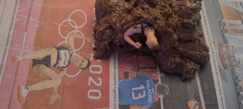 Xiomara Fox Fetish Queen – Giantess scat 1 (with a tiny men toy) SD (2025)