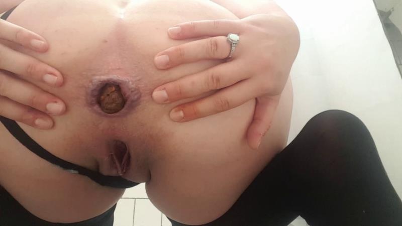 PottyQueen Tease my slaves w a meal FullHD (2025)