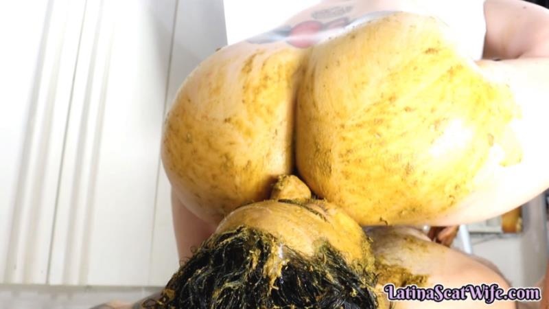 LATINA SCAT WIFE - Having Fun With The Bathroom Slave FullHD (2025)