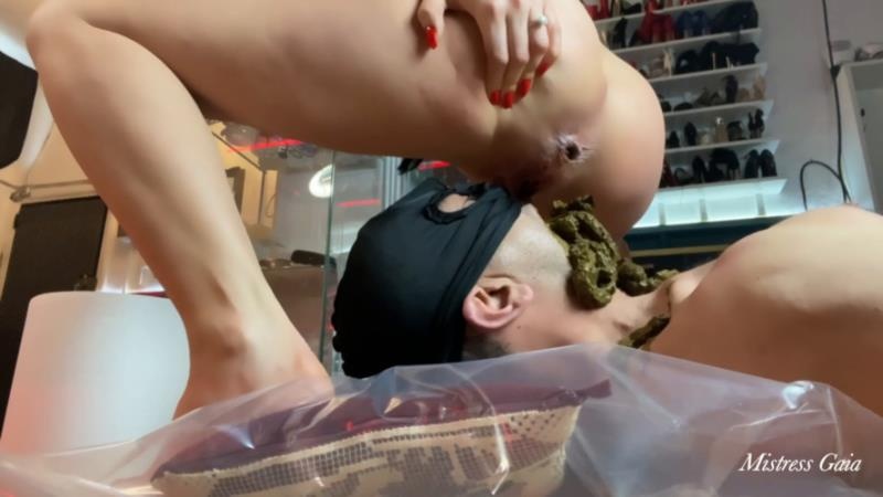 Italian Goddess GAIA in clip Mouth Filled With Shit FullHD (2025)