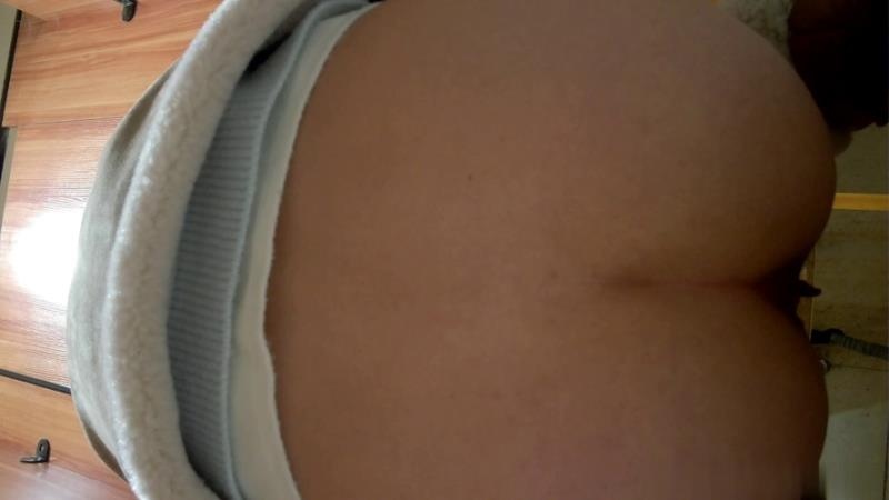 Hidden Camera Squat WC – Asian Girl White Socks Pee Close-Up P1 FullHD (2026)