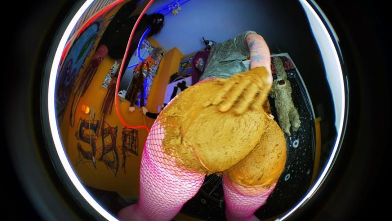 Dark M wants to play! UltraHD/4K (2026)