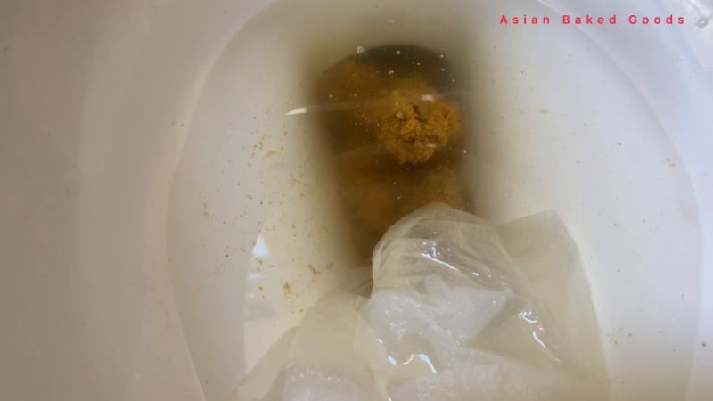 Shit pee moan on the toilet FullHD (2026)