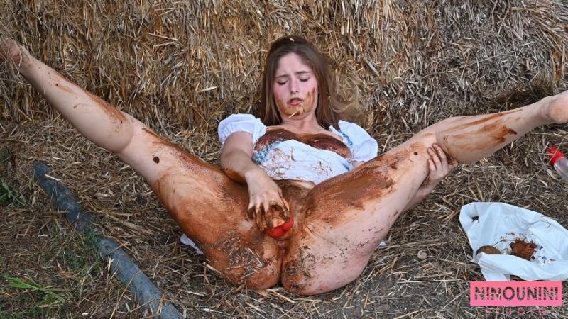 MANURE + DOG SHIT + MY SHIT ON THE RANCH! P1 UltraHD/4K - Ninounini (2026)